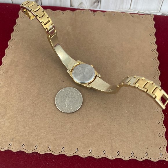 Vintage 1990's Asymmetrical  Armitron Now Gold & Black Slightly Used Watch - Picture 5 of 6